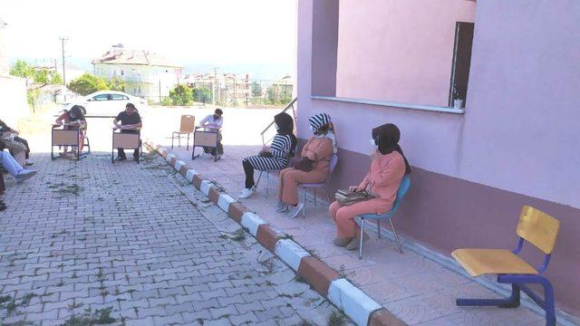 Hisarcık’ta ana sınıfı ve lise öğrencileri için, “Dijital Defterim” projesi