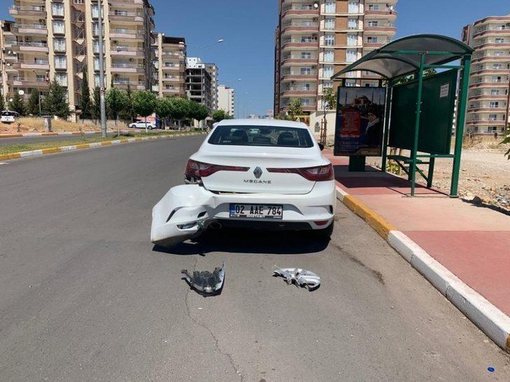 Otomobil ile motosiklet çarpıştı: 1 yaralı G2