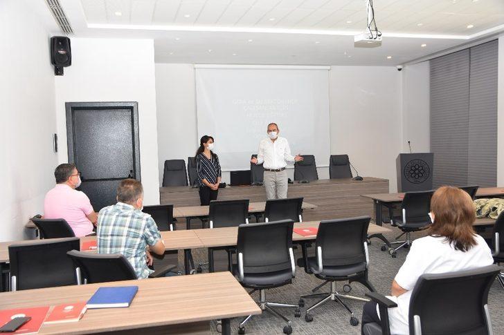 KTO’da otel, lokanta ve eğlence yerleri yetkililerine hijyen eğitimi G3