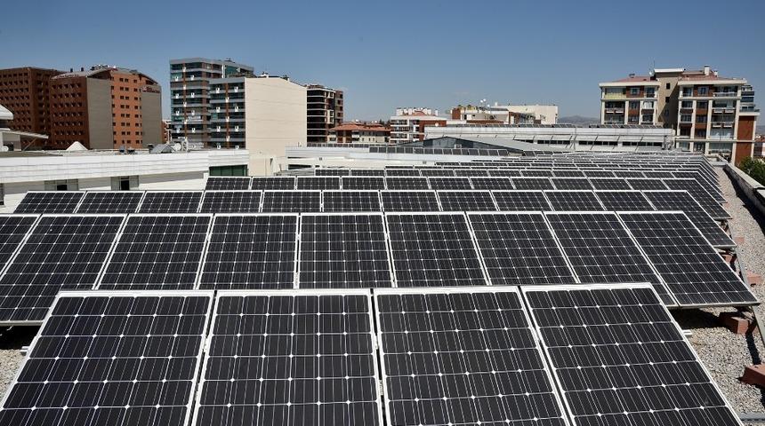 Temiz enerji &uuml;retimi devam ediyor