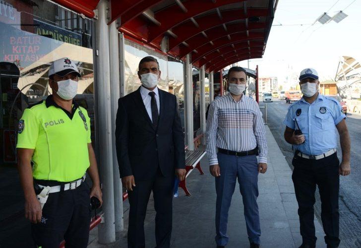 Trambüs güzergahına park edenlere uyarı G3