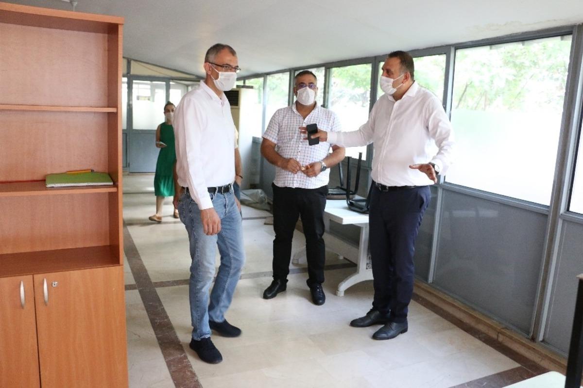 İSMEK, Kartal&rsquo;daki kurs merkezlerini &ccedil;oğaltmaya hazırlanıyor