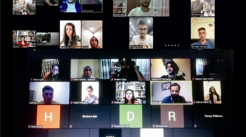 Balıkesirli gen&ccedil;ler fikirleriyle yarıştı