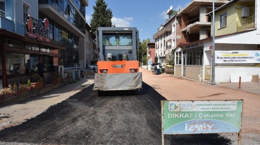 Paşa Caddesi hızla yenileniyor