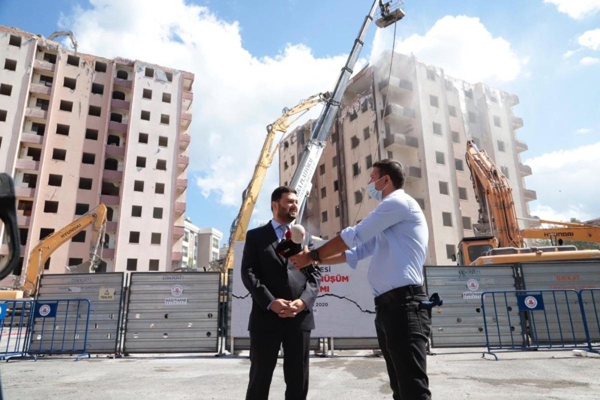Kağıthane&rsquo;de riskli 288 daire kontroll&uuml; şekilde yıkıldı