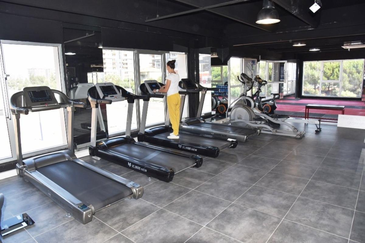 Yunus Emre Millet &Ccedil;arşısı Spor Salonu a&ccedil;ılıyor