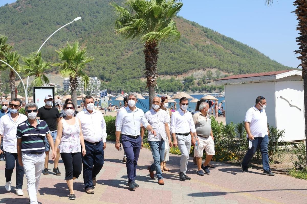 Başkan Oktay, İ&ccedil;meler ziyaretinde İngiltere uyarısında bulundu