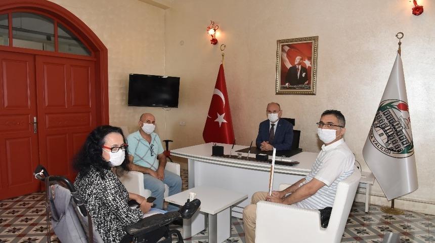 Engellilerden Vali Karadeniz&rsquo;e ziyaret