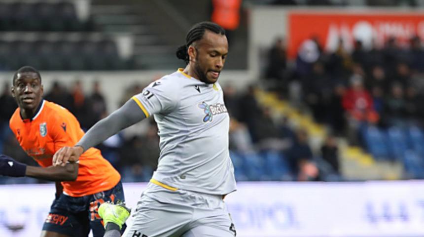 Erzurumspor'da Arturo Mina'nın Covid-19 testi pozitif çıktı