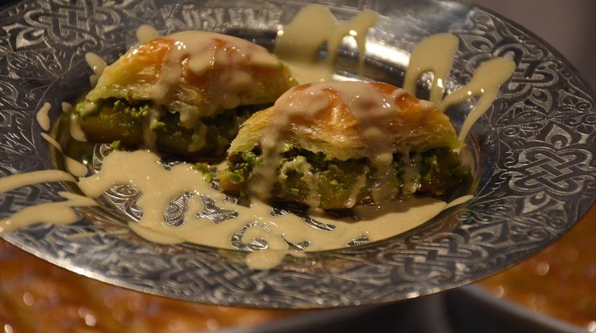 80 baklava ustası 2 ay boyunca çalıştı! Talep patlaması yaşandı