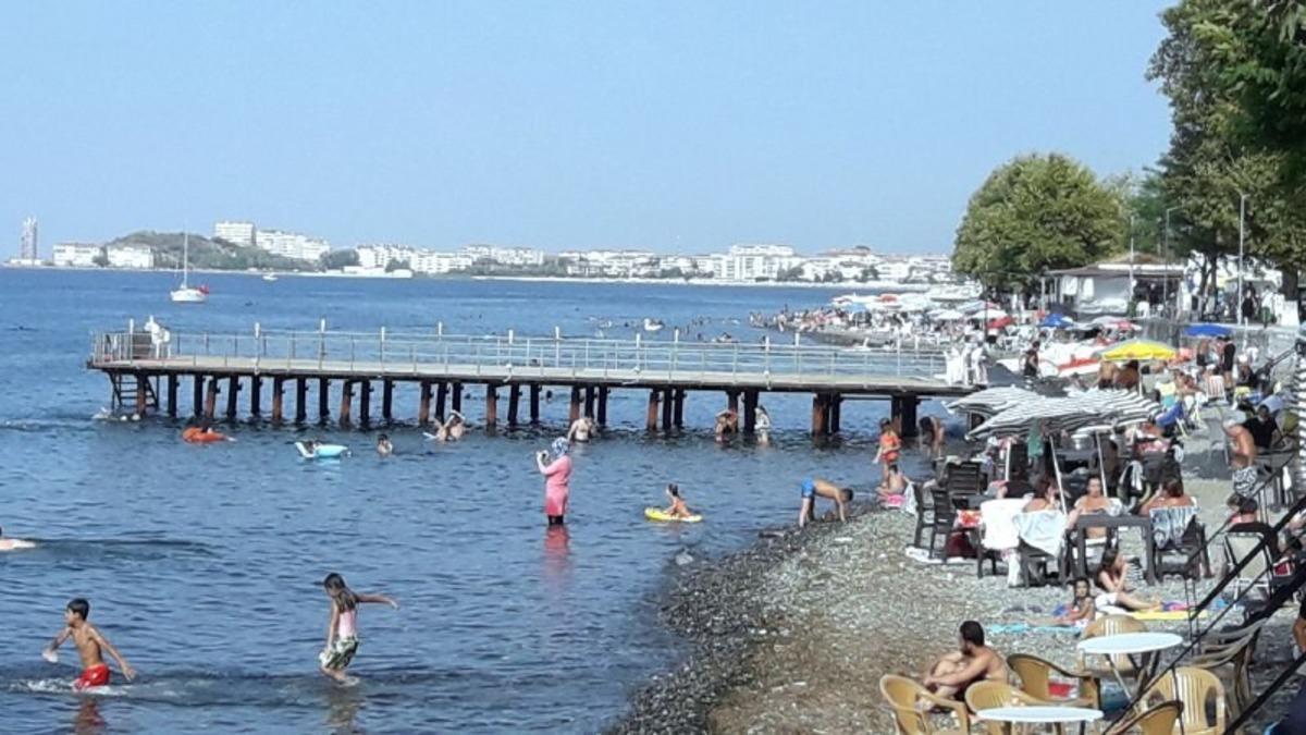 &Ccedil;ınarcık, sezonda 1 milyon turist ağırladı