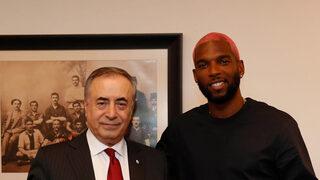 Babel'den Messi paylaşımı: Haydi onu transfer edelim