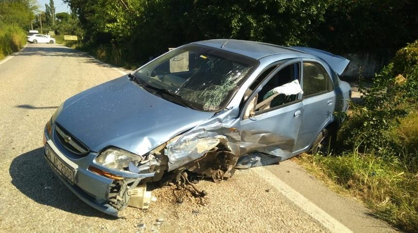 Erdek&rsquo;te trafik kazası: 2 yaralı