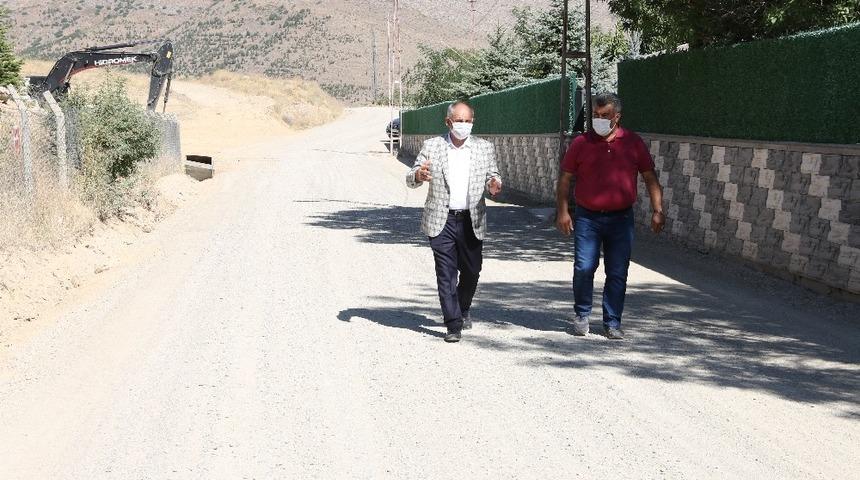 Yahyalı Kavacık Yolu yeniden d&uuml;zenleniyor