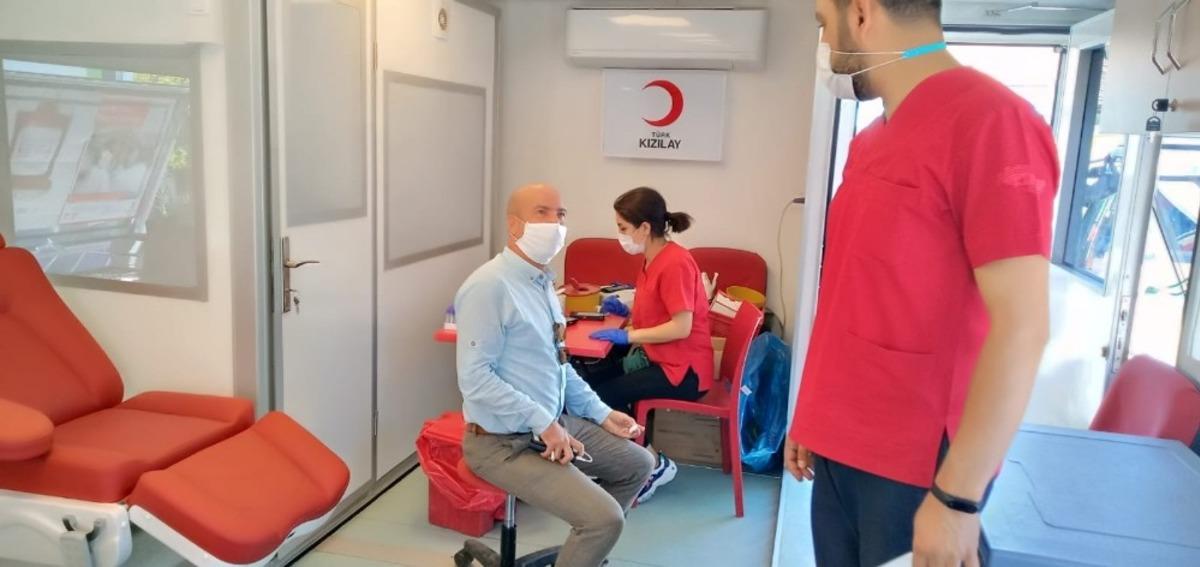 Ak&ccedil;adağ&rsquo;da kan bağışı kampanyasına destek