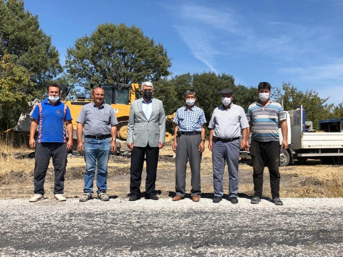 Başkan Yılmaz: "Frikya Turizm B&ouml;lgesine 14 kilometrelik sıcak asfalt"