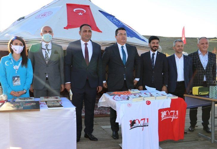 Başkan Yılmaz, Malazgirt Zaferi’nin 949. yıl kutlamalarına katıldı G3