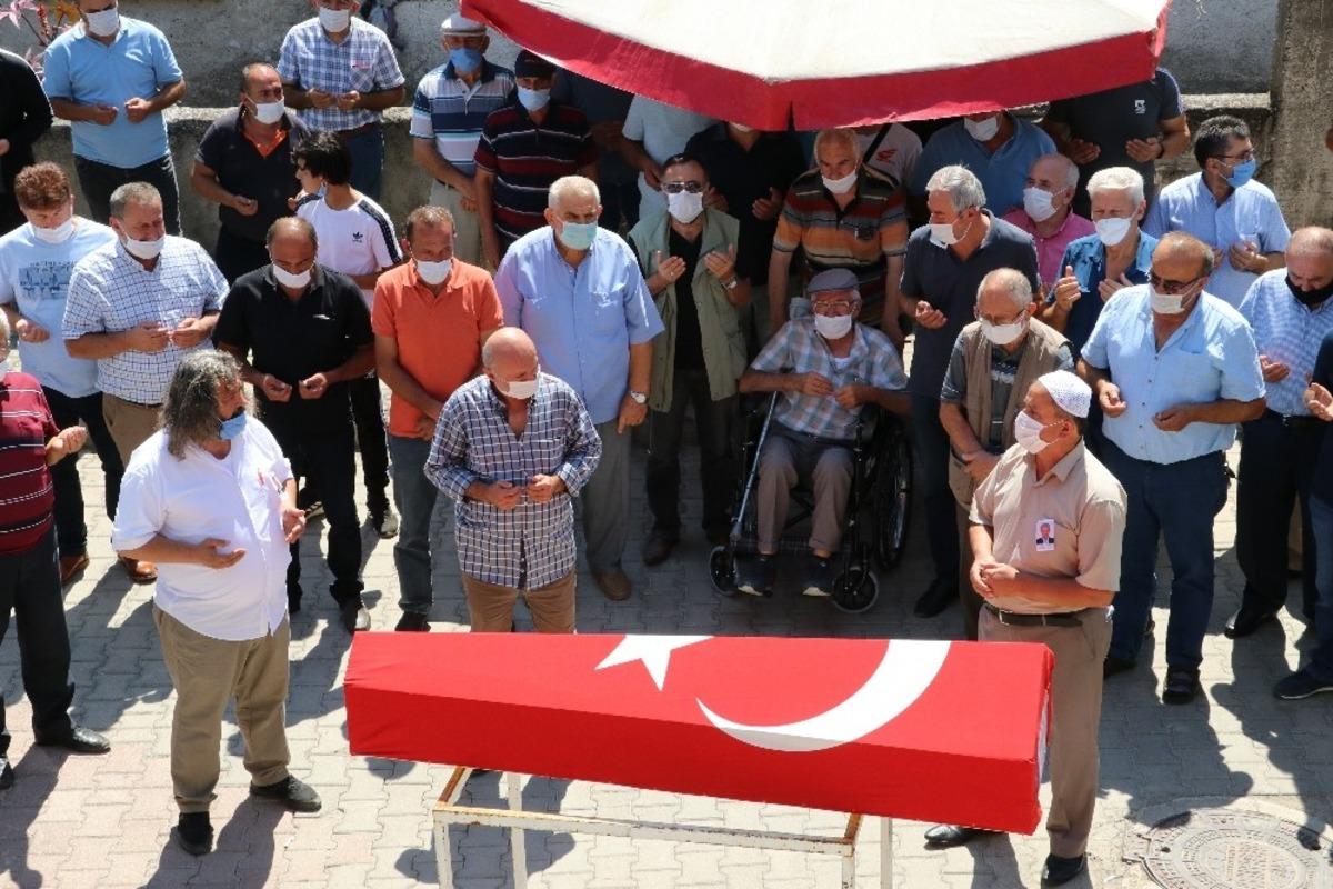 Kıbrıs gazisi son yolculuğuna uğurlandı