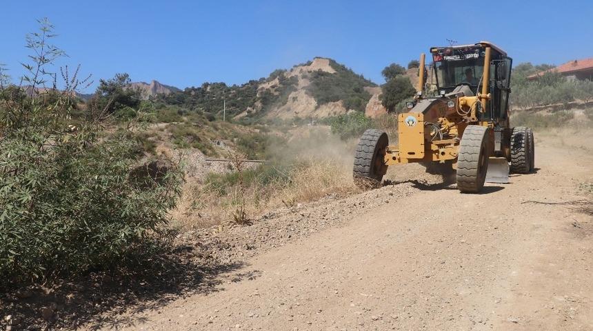 Turgutlu&rsquo;da merkez ve kırsal mahallelerde yoğun mesai