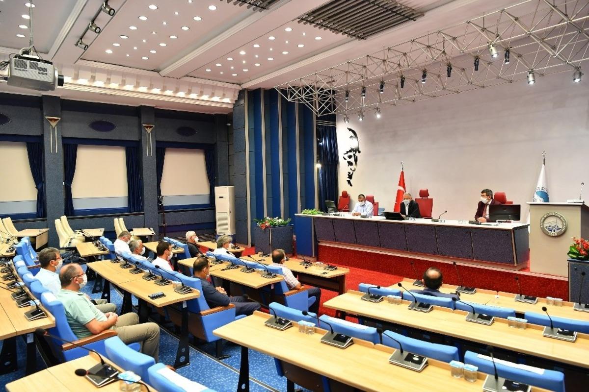 B&uuml;y&uuml;kkılı&ccedil;&rsquo;tan Ziraat Odası başkanlarına &rsquo;trakt&ouml;r&rsquo; s&ouml;z&uuml;