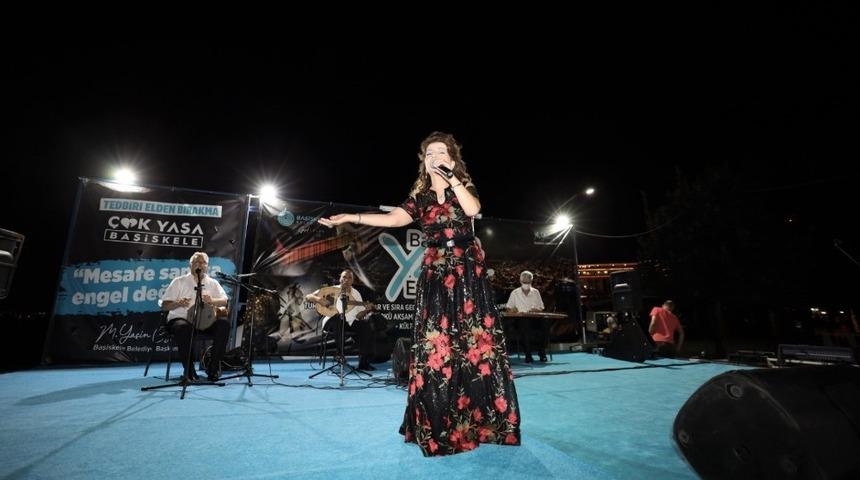 Türk Sanat Müziği ezgileri Başiskele Sahili’nde yankılandı