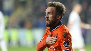 Visca için tüm şartları zorlayan Fenerbahçe, Başakşehir'e iki futbolcu önerdi