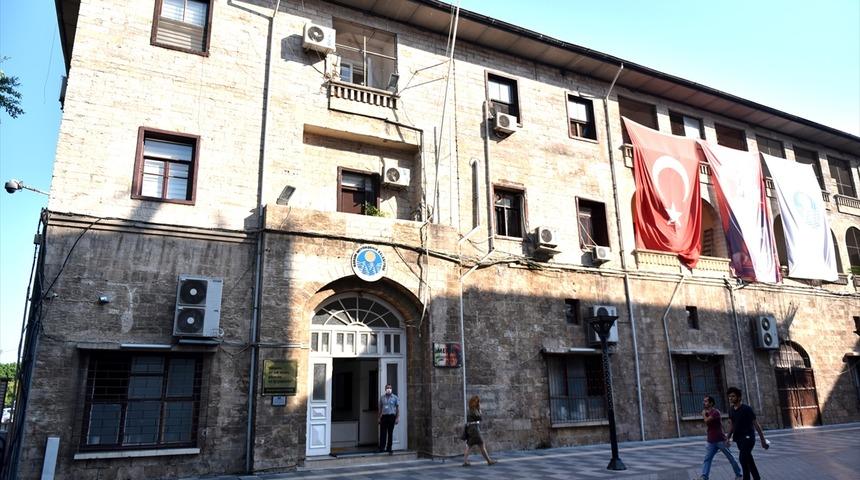  Mersin B&uuml;y&uuml;kşehir Belediyesinde grev 