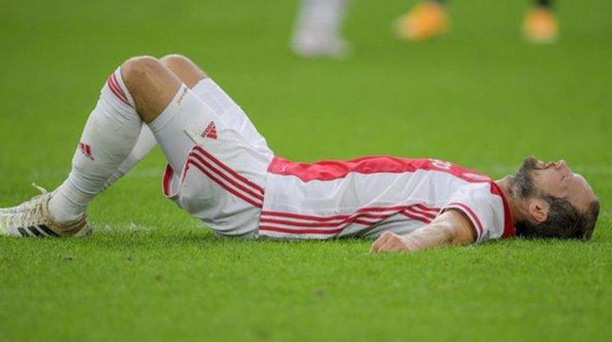 Kalp pili durdu Ajaxlı Daley Blind, birdenbire yere yığıldı!