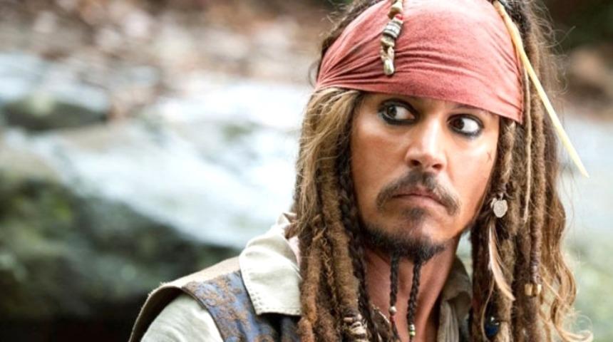 Yeni Karayip Korsanları iddiası: "Parasız kalan Johnny Depp, Disney'den 50 milyon dolar istedi" 
