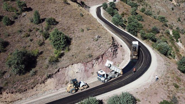 Krom Antik Kentine ulaşımı sağlayan yol asfaltlandı