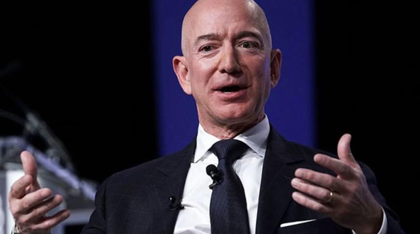 Amazon'un kurucusu Jeff Bezos CEO'luk görevinden ayrılıyor