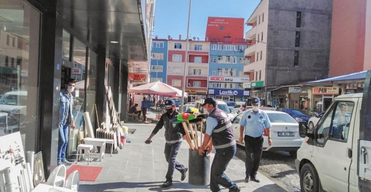 Kars&rsquo;ta kaldırım işgallerine izin verilmeyecek