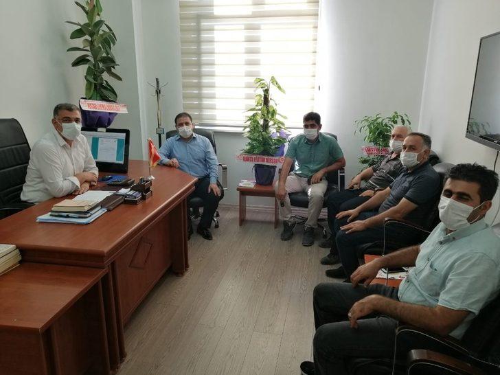 Kahta Eğitim Bir Sen, Müdür Tunçmen ile bir araya geldi G3