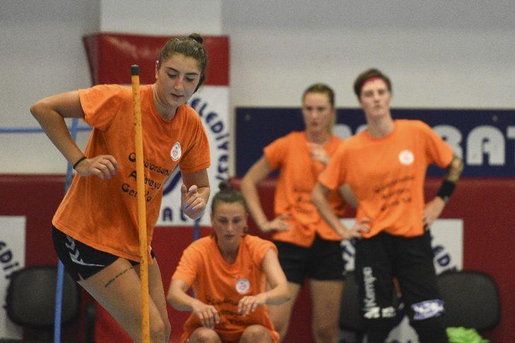 Muratpaşa Belediyespor kadın hentbol takımı yeni sezon hazırlıklarını sürdürüyor G4