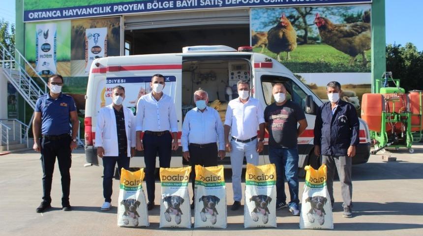 Vatandaşlar hayvan bakımevine sahip &ccedil;ıkıyor