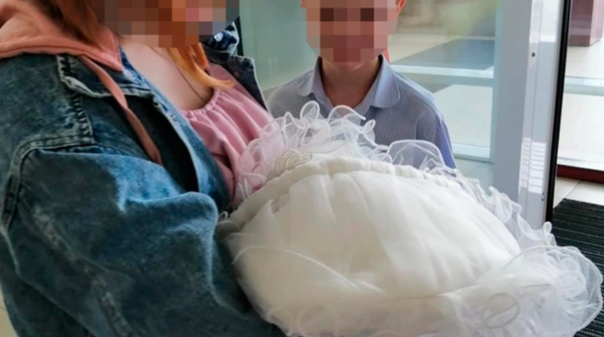 11 yaşındaki sevgilisinden hamile kalan 14 yaşındaki kız doğum yaptı