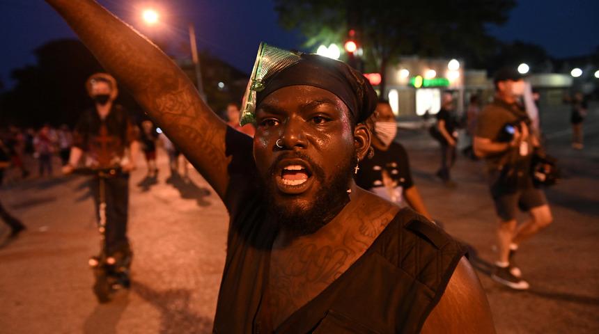 ABD'li Başsavcı: Jacob Blake'in otomobilinde bıçak bulundu