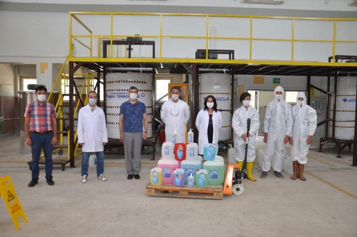 Korona ile savaşı ilk g&uuml;nden bu yana s&uuml;rd&uuml;r&uuml;yor