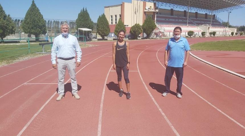 Gamze Bulut Duvar sahalara d&ouml;nd&uuml;