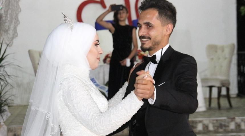 Gazeteci Fatih &Ccedil;etinkaya&rsquo;nın mutlu g&uuml;n&uuml;