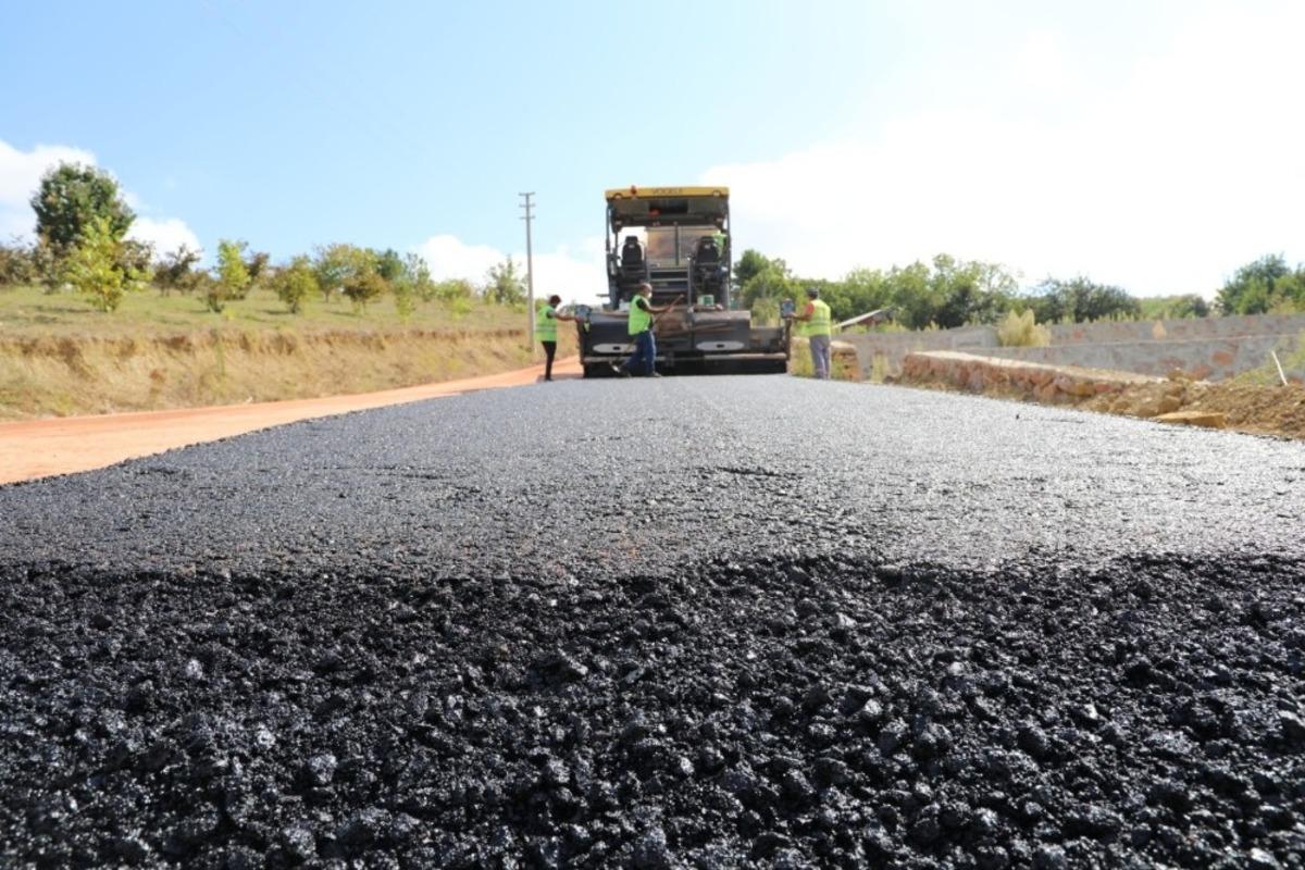 İzmit Belediyesi, Kabaoğlu Mahallesi&rsquo;ndeki yolu yeniledi