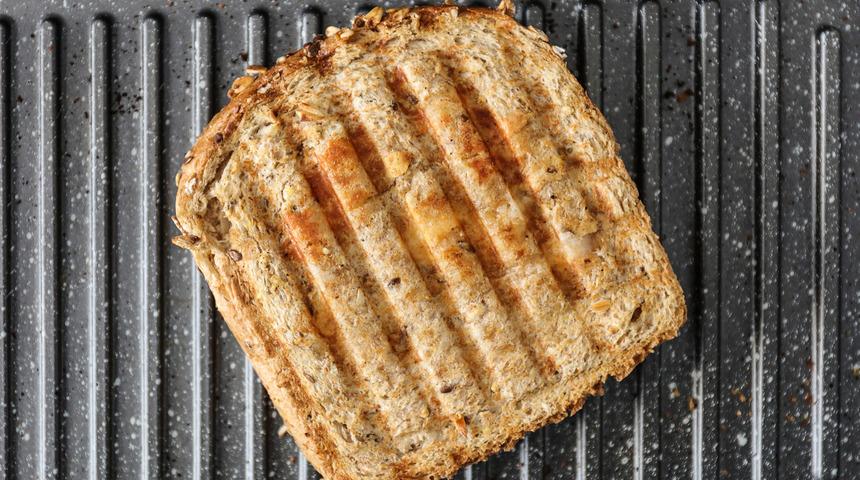 Tost makinesi nasıl temizlenir? Bu sayede hayatınız &ccedil;ok kolaylaşacak 