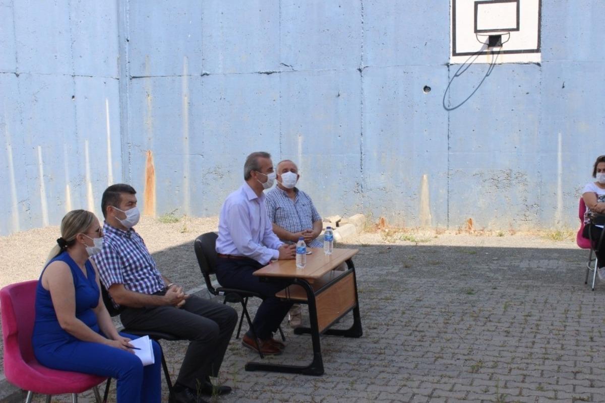 Mesleki eğitim &ccedil;alışması yapan &ouml;ğretmenler ziyaret edildi