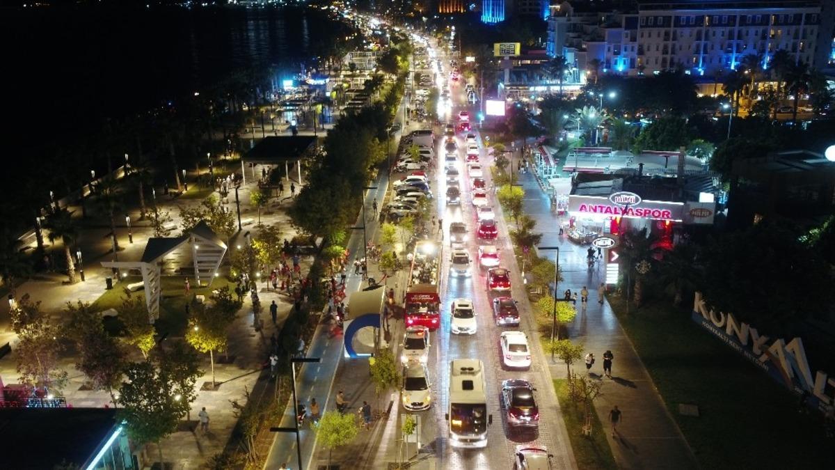 Antalya&rsquo;da Zafer Bayramı kutlamaları başladı