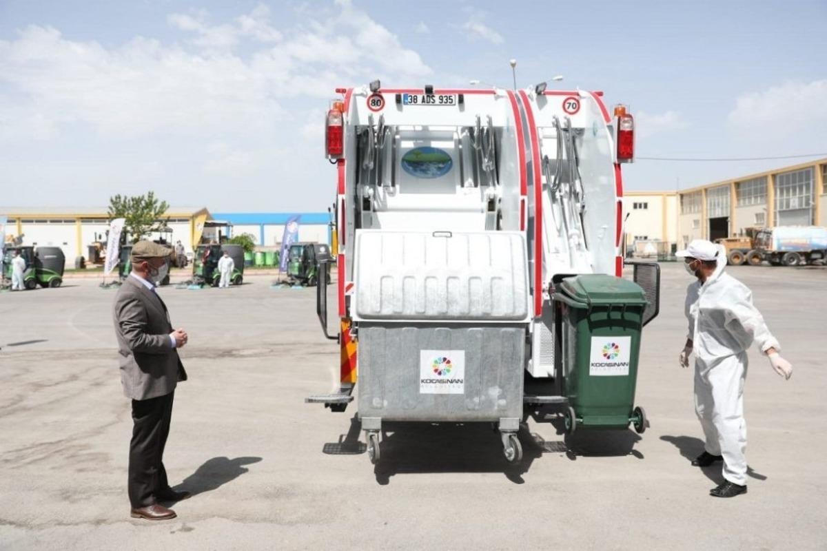 Kocasinan Belediyesi, 252 ton kıyafet atığını geri d&ouml;n&uuml;ş&uuml;me kazandırdı