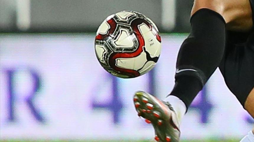 Akhisarspor'da 4 futbolcunun Kovid-19 testi pozitif çıktı