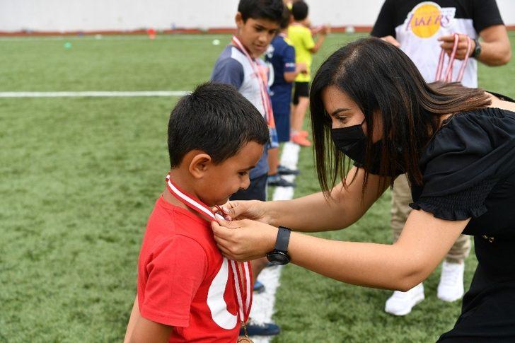 Minik sporcuların madalya heyecanı G4