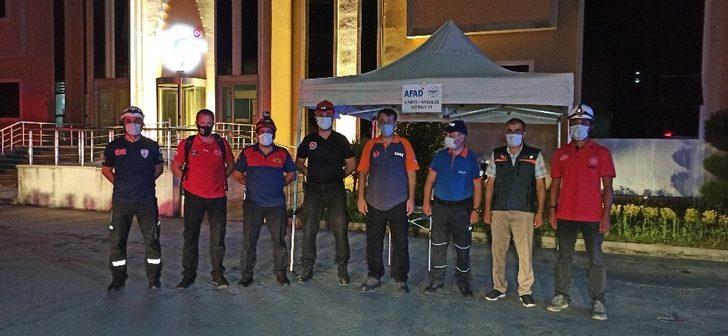 Arama kurtarma ekipleri, afet sonrasını yaşadı G3