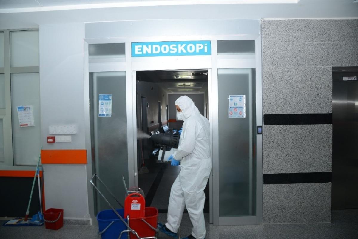 Salgının artış g&ouml;sterdiği Kırşehir&rsquo;de, belediye dezenfekte &ccedil;alışmalarını artırdı