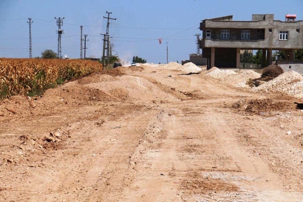 Ak&ccedil;akale-Suru&ccedil; &ccedil;evre yolunda &ccedil;alışmalar s&uuml;r&uuml;yor